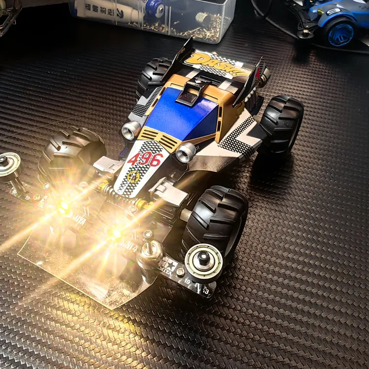 迷你四驱车四驱小子四驱兄弟天皇巨星舞蹈天使蜘蛛王改装成品车