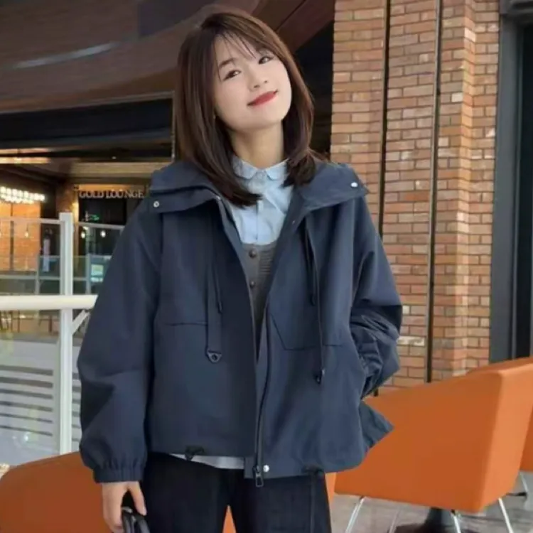 爆款连帽冲锋衣女2025秋季新款宽松休闲超好看工装休闲外套上衣