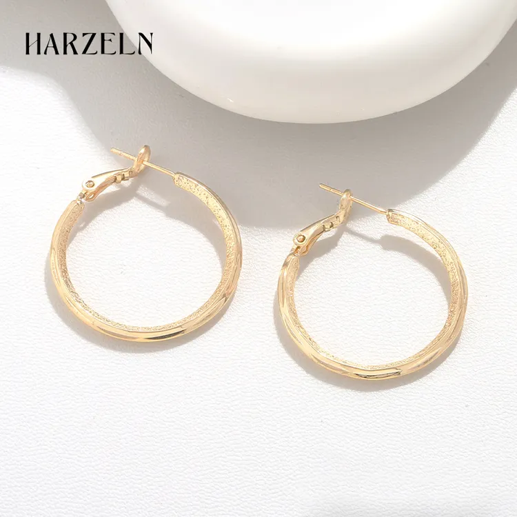 HARZELN简约大圈耳环复古气大众高级感耳饰时尚女士金色素圈