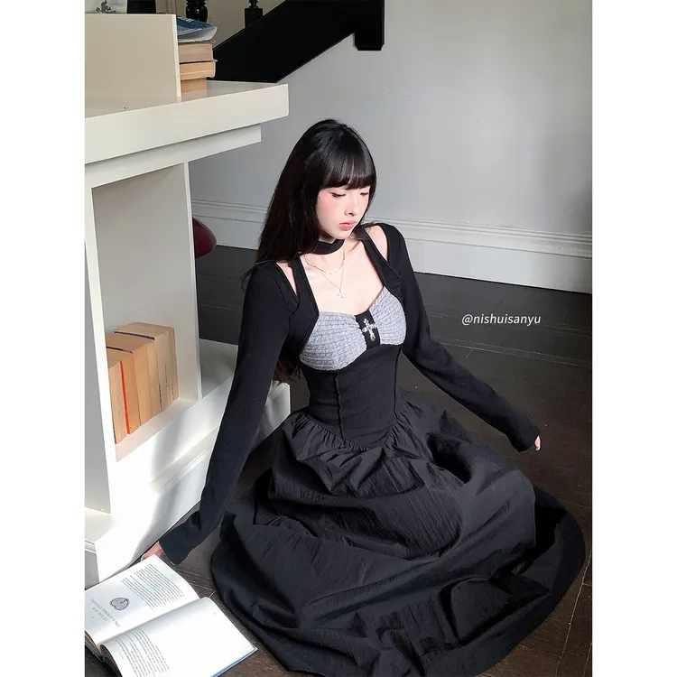 溺水三鱼【哥特之约】暗黑风撞色烫钻十字架针织项圈连衣裙显瘦长裙