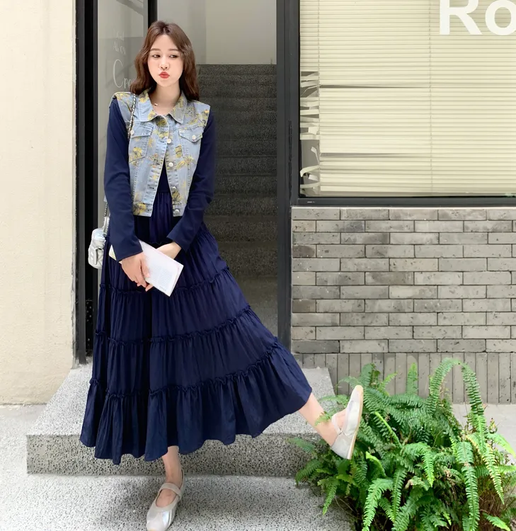 高级感印花牛仔马甲套装裙女2025春秋新款时尚气质长袖裙子两件套