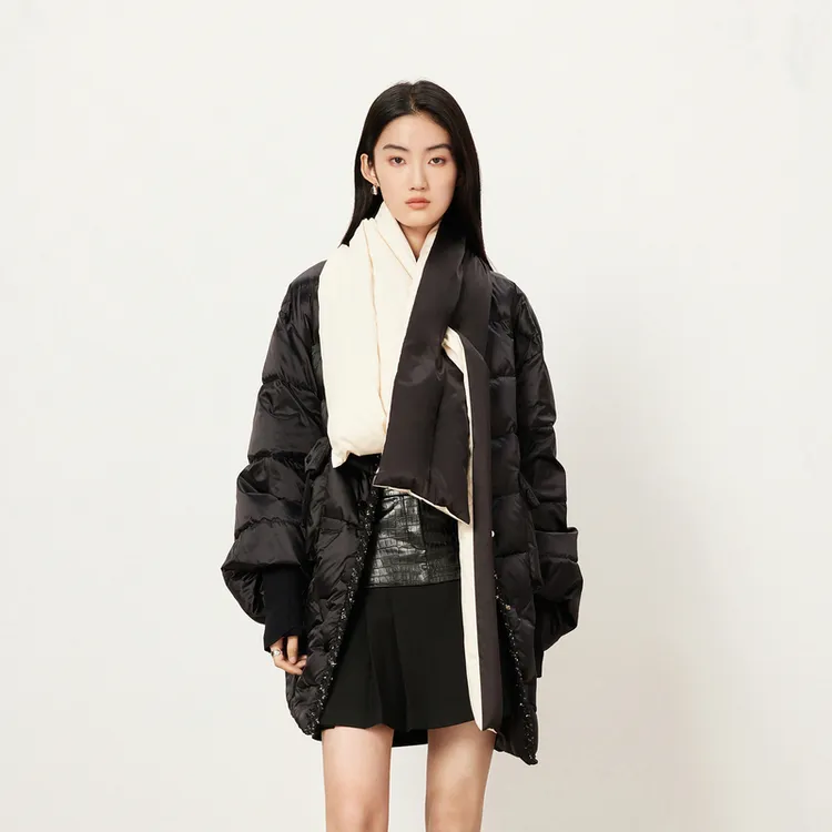 【商场同款】HPLY荷比俪2023冬季新款撞色围巾羽绒服HYD42560282