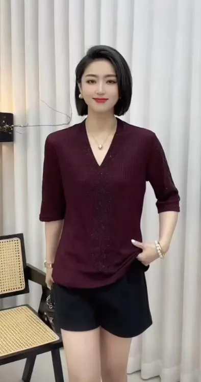 8902时尚简约打底衫