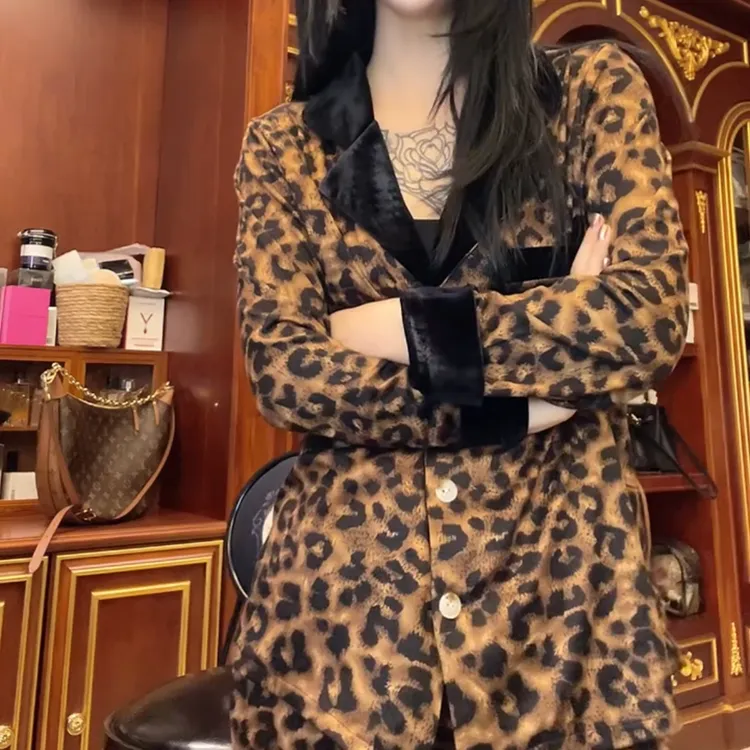 秋冬新款时尚洋气豹纹睡衣家居服套装