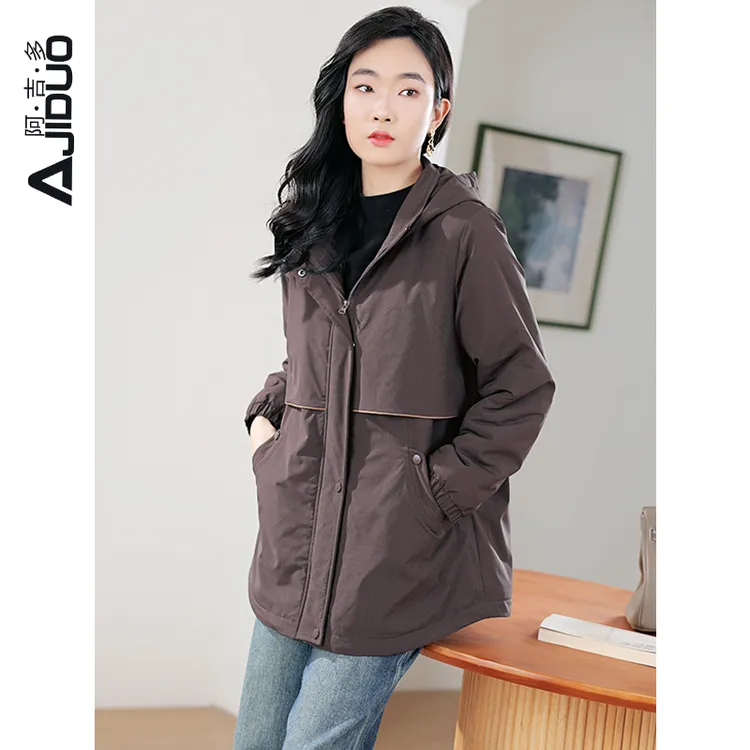 阿吉多连帽加绒保暖外套女秋冬季防风御寒冲锋衣大码派克服A30896
