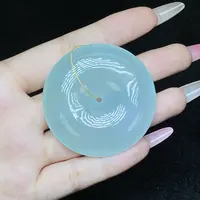 【小北好物】翡翠吊坠约50*50mm带绳【多样性发一件】2QP55X24