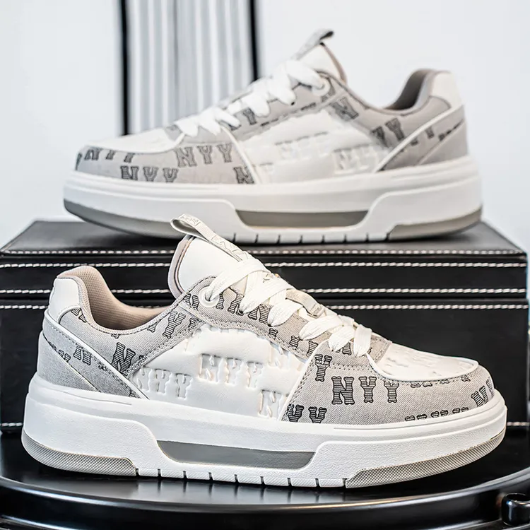 情侣百搭男女复古低帮时尚休闲鞋板鞋个性潮流新款痞帅休闲风网红