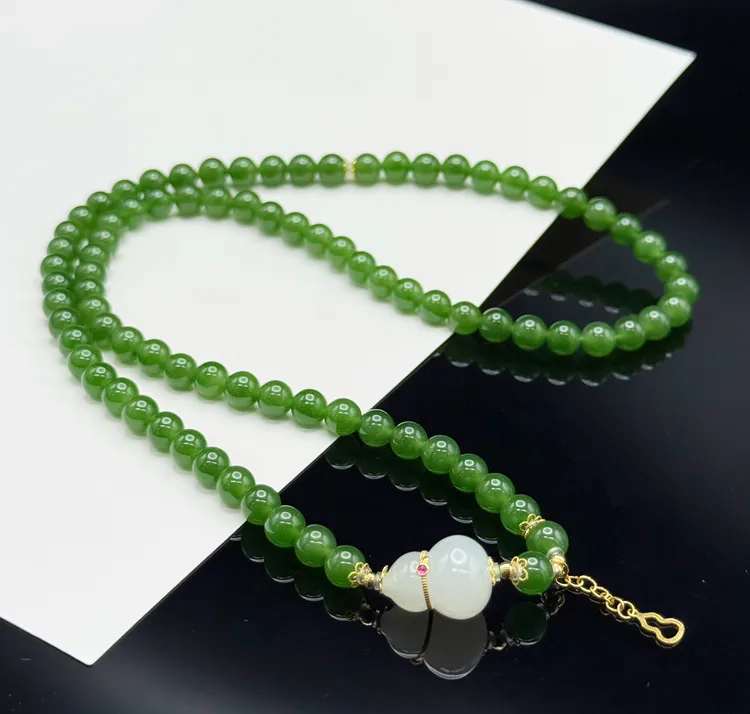 18k金天然和田玉碧玉葫芦三圈项链（多样性发货）