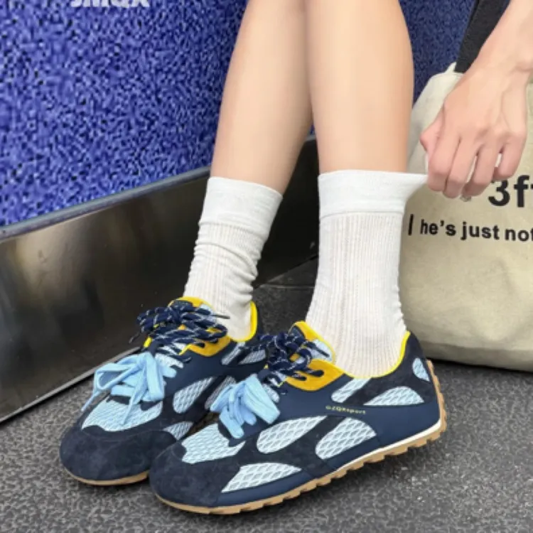 女子系带防滑德训鞋