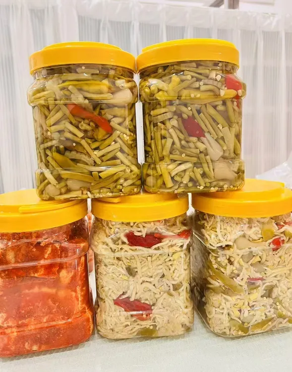 农家下饭咸豇豆刀豆蒜头酸菜腌菜咸菜酸豇豆角腌辣椒荞头子酸萝卜