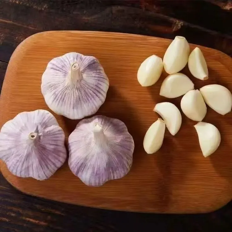 郯城新紫白皮干大蒜头辛辣提香厨房炒菜食材