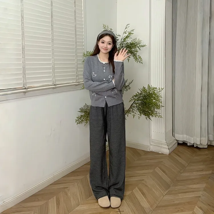 IEF/爱依服2025秋季新款时尚百搭窄版显瘦口袋休闲直筒裤