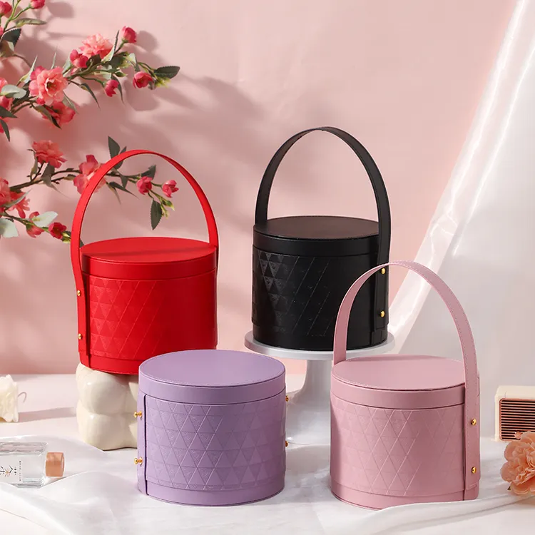 2025新款轻奢圆形皮质手提礼盒公司商务伴手礼盒成品空盒带盖圆桶