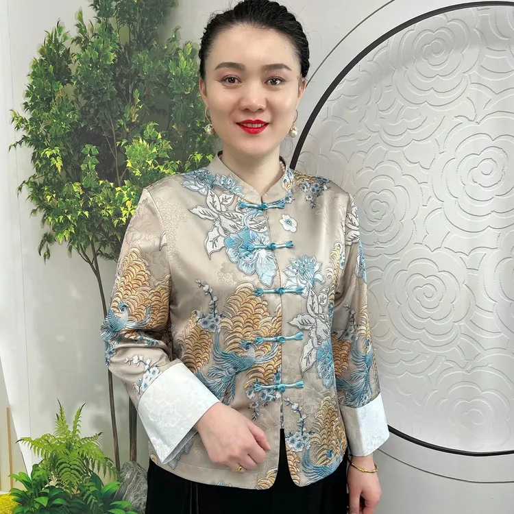 高档国风提花盘扣开衫中老年洋气高贵上衣短旗袍休闲外套百搭衬衫