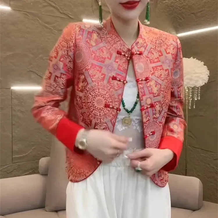 国潮风2025时尚新款复古唐装短外套女新年款盘扣国风提花中式上衣