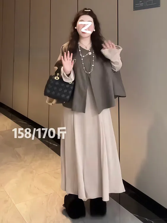 胖mm2025秋季新款显瘦宽松大码女装法式复古斗篷外套喇叭袖套装
