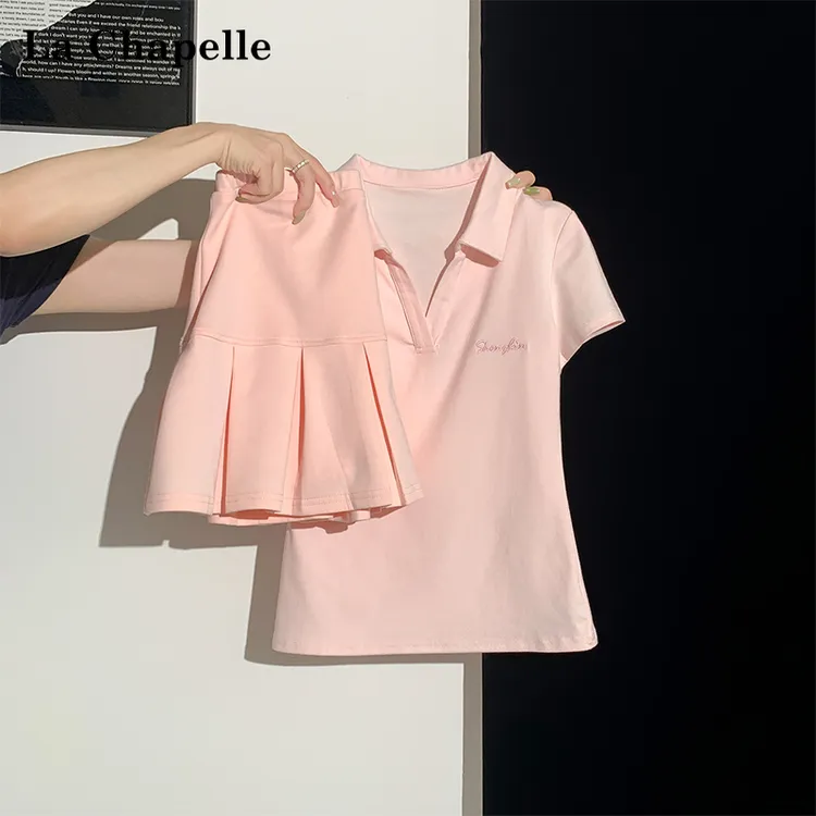 拉夏贝尔夏季超美两件套松紧高腰显瘦百褶裙女夏季polo领刺绣短袖