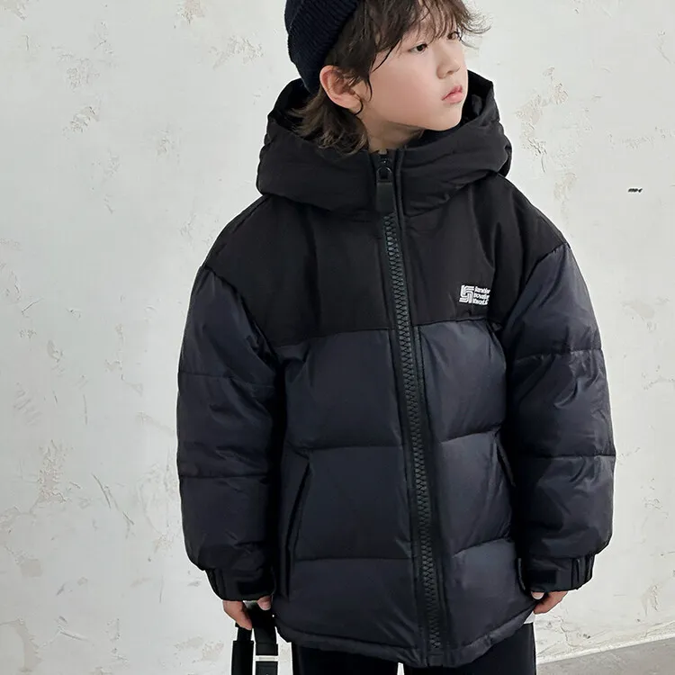 呦奇服饰羽绒服休闲拼色通用中大童女童新款保暖情侣长款潮款小童