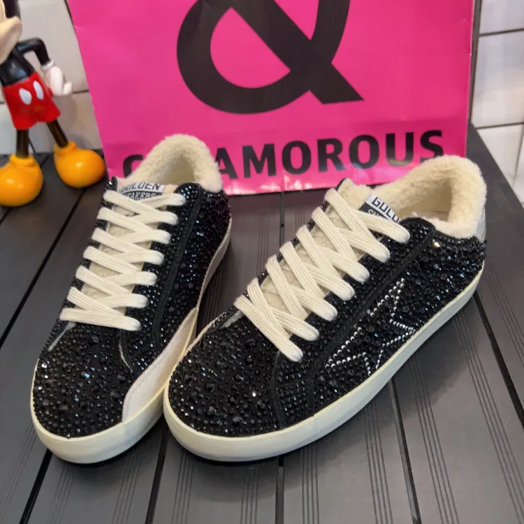 9521冬季韩版黑天鹅满钻冬季加绒小脏鞋百搭舒适潮流女鞋休闲鞋