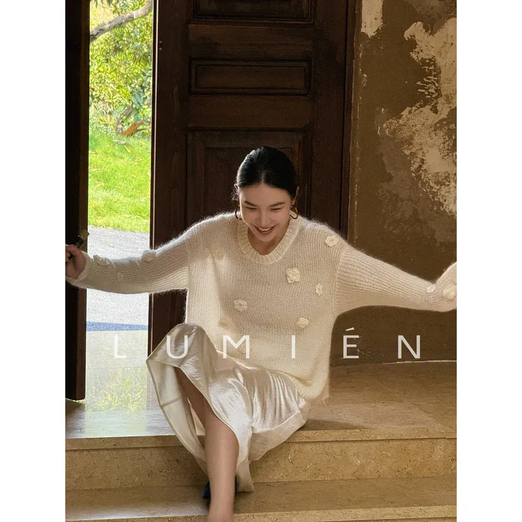 【LUMIEN 新品】“繁花”马海毛蓬松奢华质感天然保暖针织衫LX5FTT95