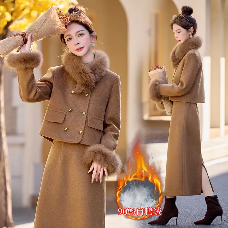 法式小香风羊毛呢羽绒服套装女2025年冬季新款狐狸毛半身裙两件套