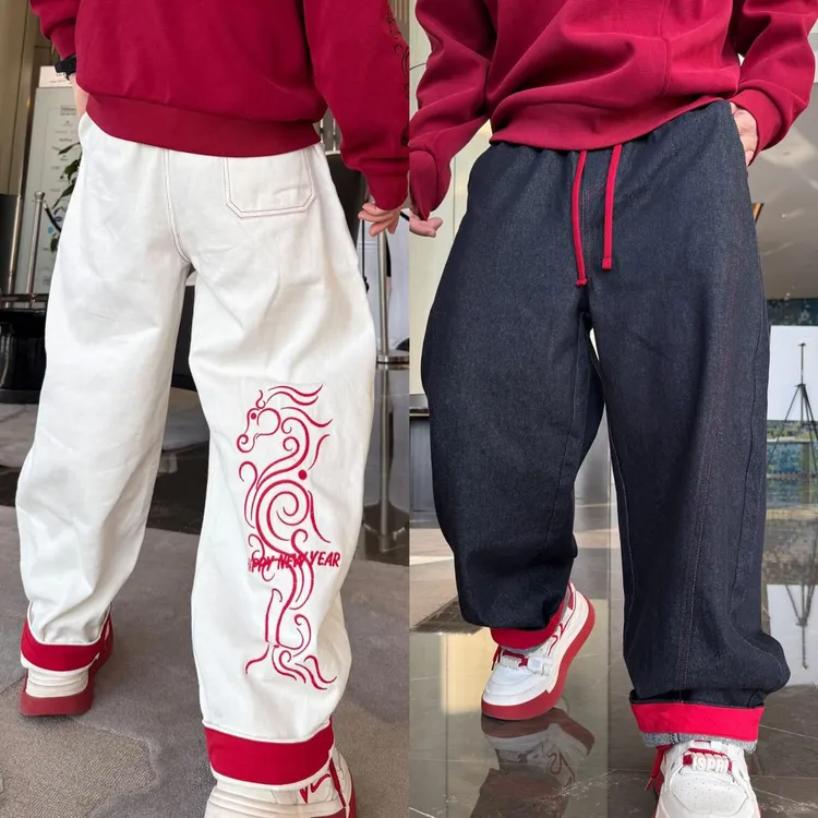 金先生马年大吉磨毛休闲时尚刺绣撞色卷边松紧腰弯刀牛仔裤长裤