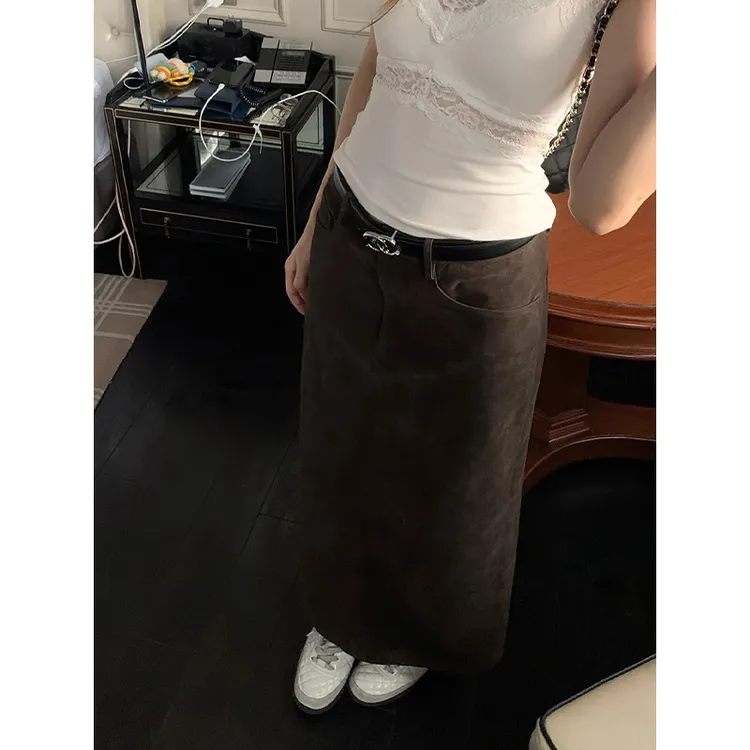 耶古美拉德咖色皮绒半身裙女秋季新款高腰直筒裙后开叉包臀长裙子