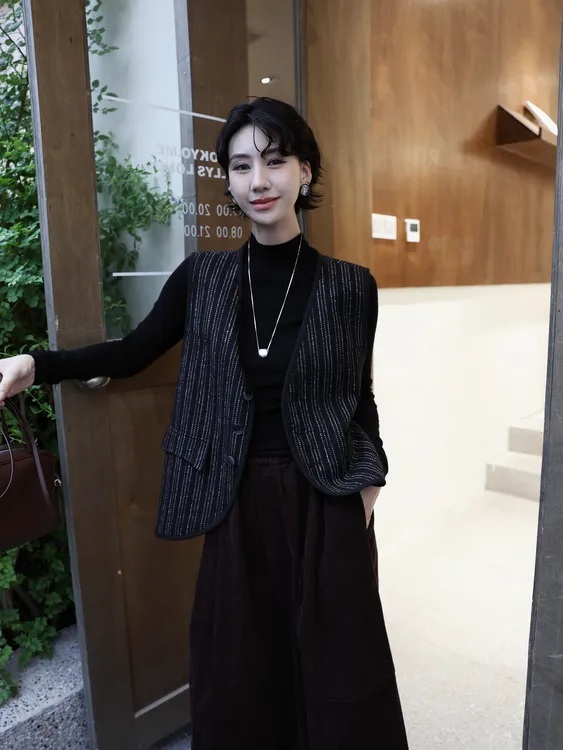 TT设计师【星辰】欧美风高级感简约色彩条纹羊毛马甲TT190936