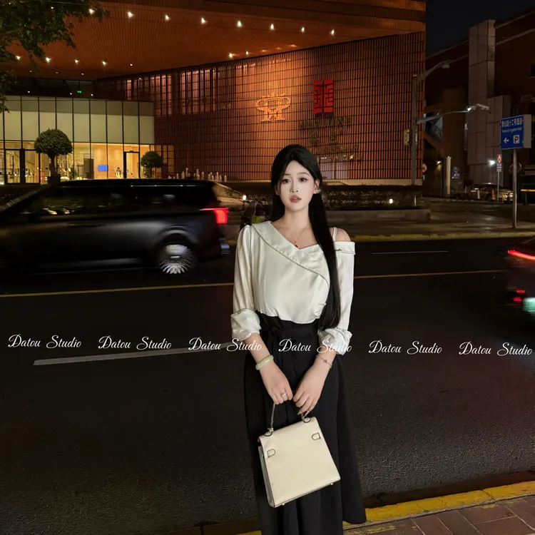 DATOO【许你耀眼】微胖mm大码设计感修身精致白色连衣裙