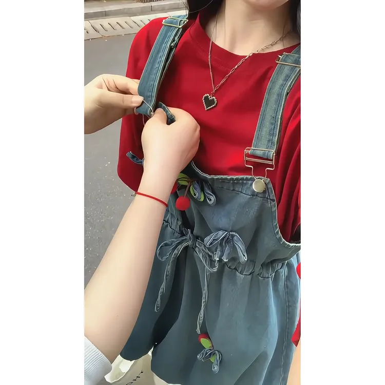 MARIE.COCO时尚减龄甜美风宽松圆领短袖上衣樱桃牛仔背带裙两件套