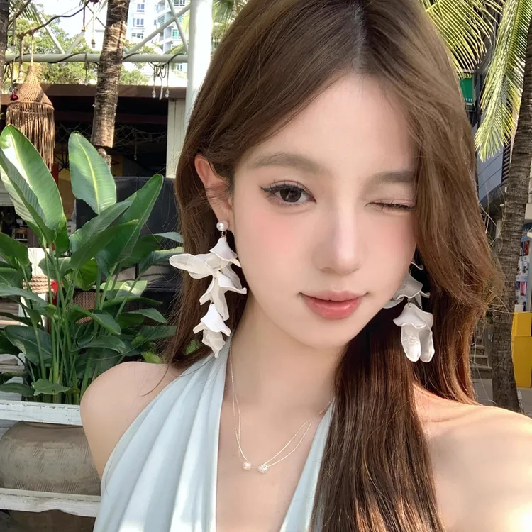 非金属布艺耳饰 气质甜美云雾栀子海边度假风花朵流苏耳环高级感