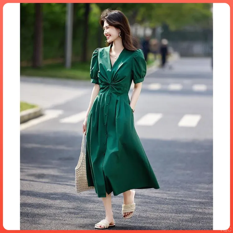 扭结夏季新款2025茶歇连衣裙收腰显瘦A字裙法式优雅女设计感