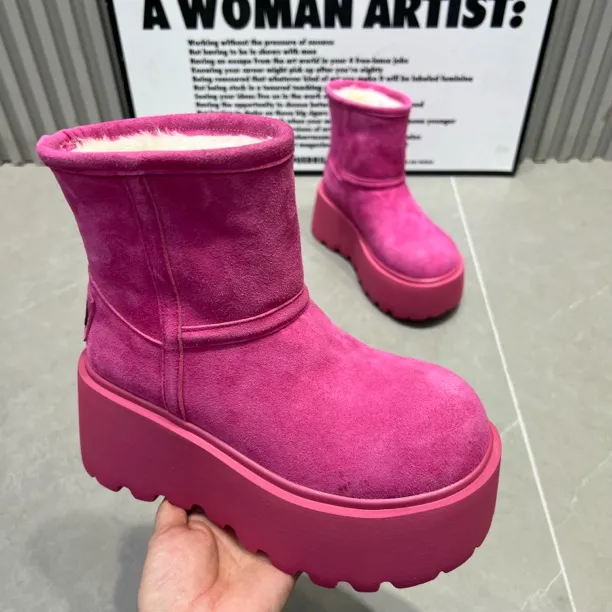 主播推荐2025年（1103-3）8公分厚底一脚蹬雪地靴时尚百搭短筒靴