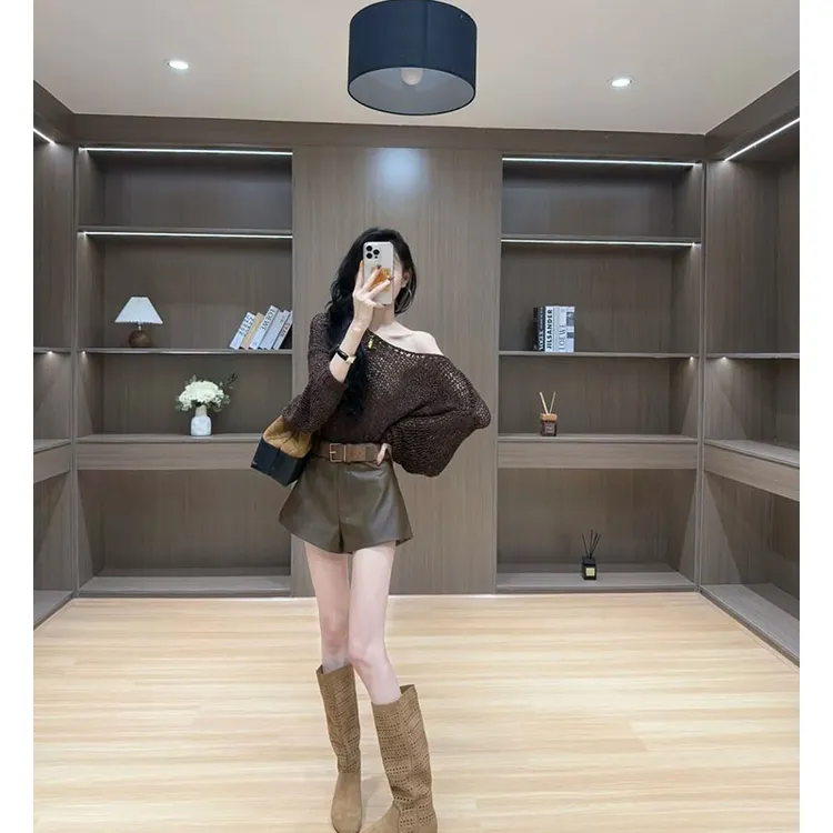 韩系设计感御姐范时尚套装休闲百搭针织镂空长袖上衣高腰修身短裤