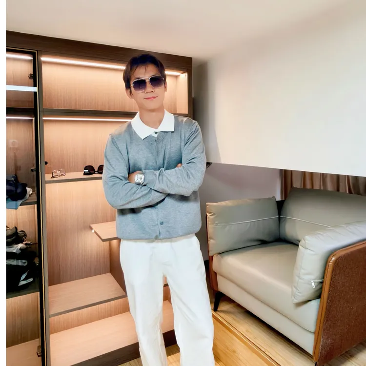 秋季时尚简约百搭拼接设计男士开衫毛衣个性潮流商务帅气针织外套