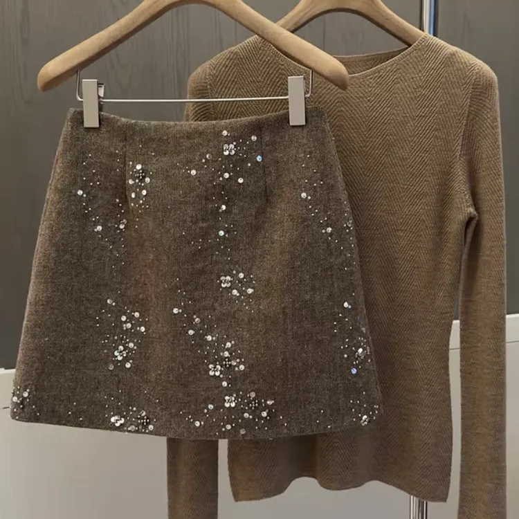 亮片烫钻设计短裙女2025秋冬流行新款时髦洋气高腰显瘦灰色半身裙