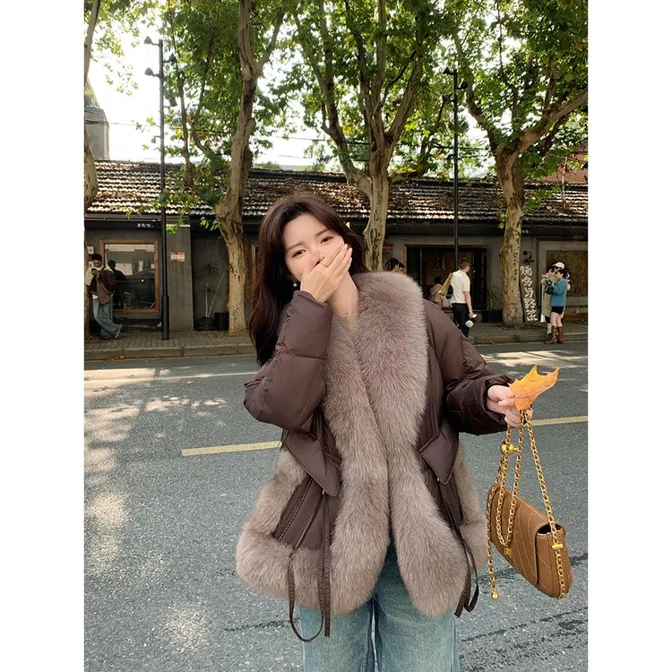 2024冬季新款鹅绒羽绒服女短款加厚小个子保暖外套韩版网红气质