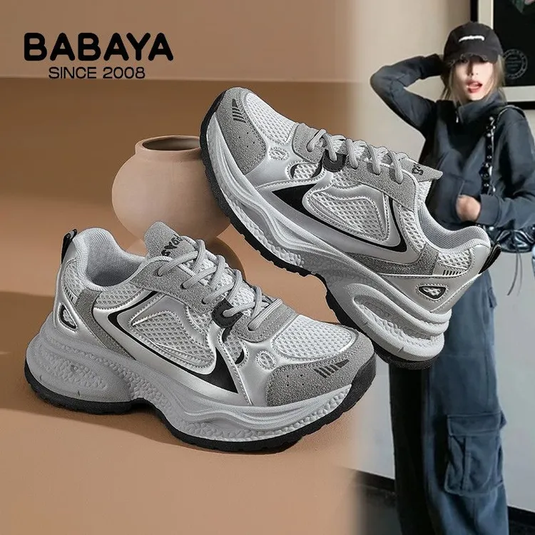 芭芭鸭爆款运动鞋女春季新款学生厚底跑步百搭休闲复古老爹鞋