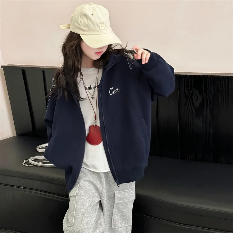 女童外套春秋2025新款洋气棒球服连帽拉链衫休闲百搭运动学生上衣