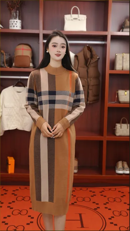 秋季时尚卡其色韩系优雅格纹高级连衣裙2025新款标006