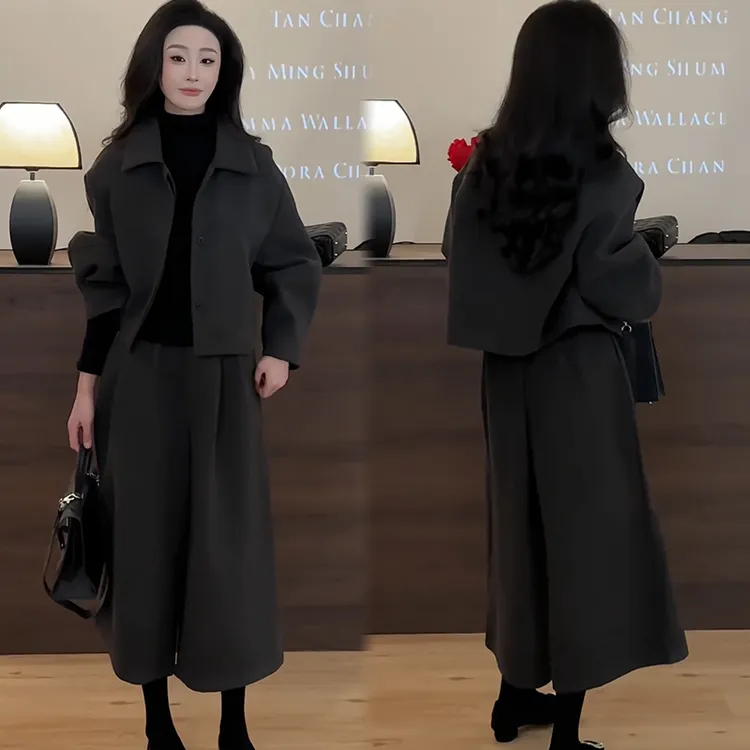 2025秋季新款时尚显瘦气质网红高档套装女高级百搭宽松大码两件套