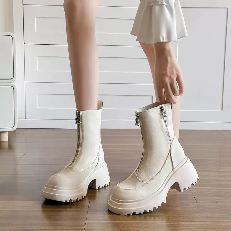 8cm~白色厚底马丁靴女2025秋英伦风短筒增高瘦瘦靴