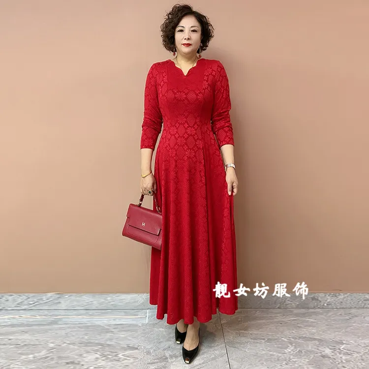 洋气中老年妈妈连衣裙春秋新款高弹力显瘦坠感50-60岁长款大摆裙