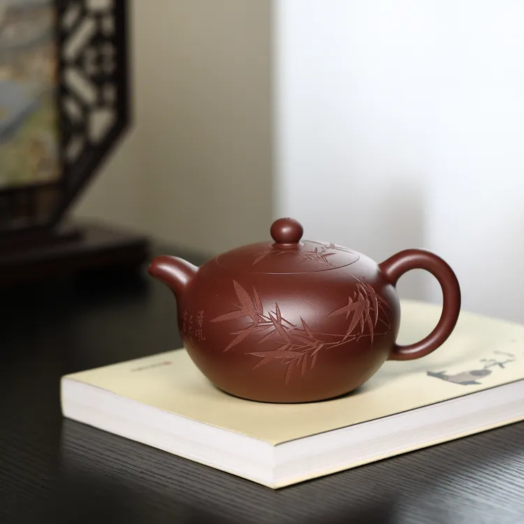 宜兴高端正品原矿紫砂壶全手工刻绘竹叶清水泥天圆壶大容量壶430C