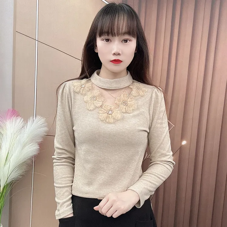 2025冬新款半高领蕾丝花朵双面绒长袖衬衫女修身保暖内搭减龄上衣