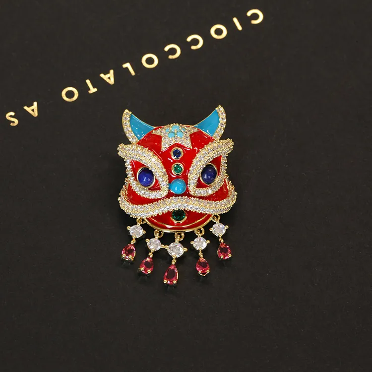 铜合金合成锆石胸针 国潮中国风个性红色醒狮胸针走秀胸花百搭女