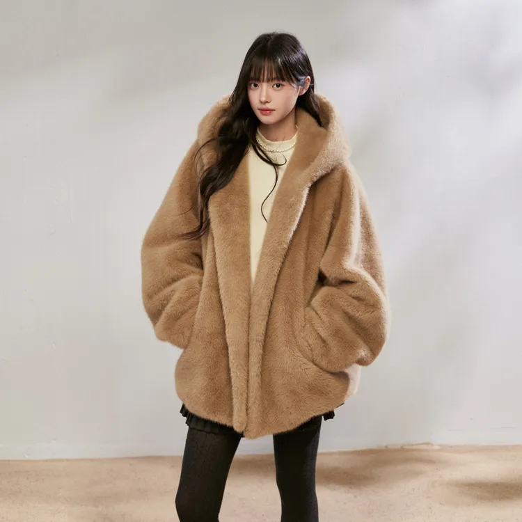 KingPrince慵懒连帽斗篷短款大衣女秋冬宽松一体毛呢厚外套女秋冬