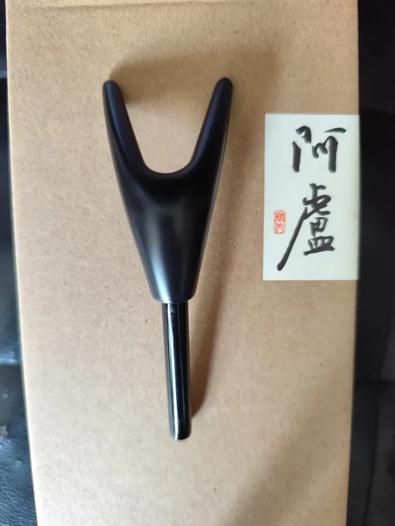 阿卢檀香木支架头 手工制作 大漆工艺