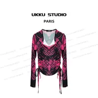 白白【UKKUSTUDIO】2025早春小众挂脖长袖薄款印花上衣513544