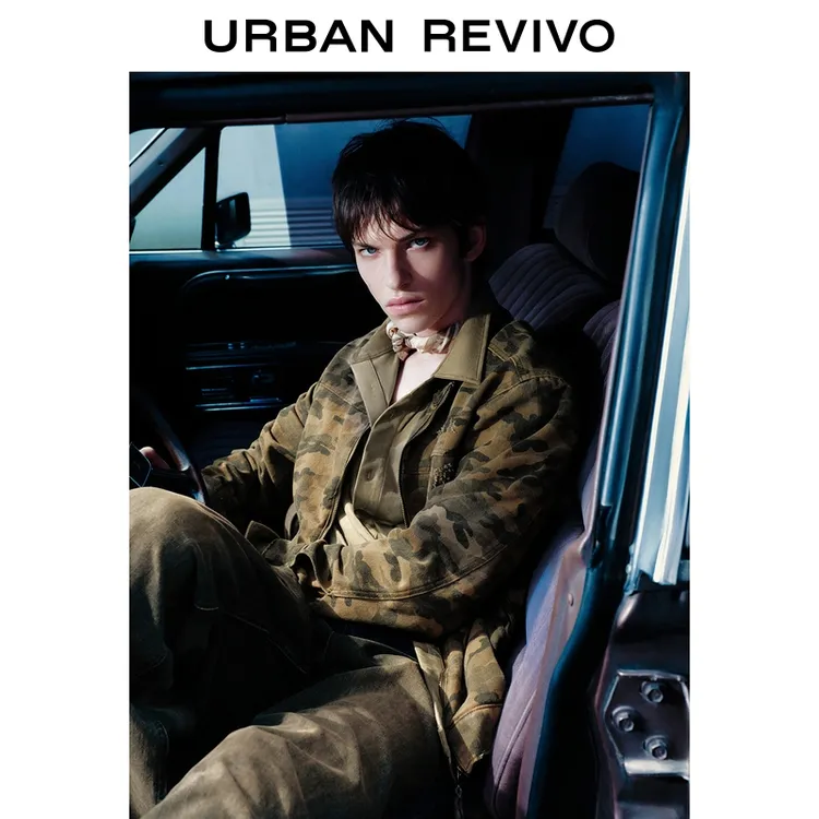 UR2025秋季新款男装复古流光风迷彩图案休闲外套UUV850022